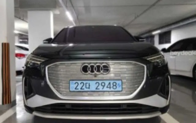 수원중고차직거래사이트 Q4 e-트론 40 프리미엄 매물 사진 14 - 2022/10 58,596km